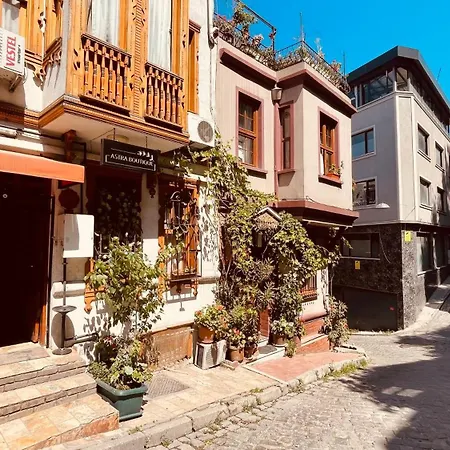 Отель Astra Boutique 5*